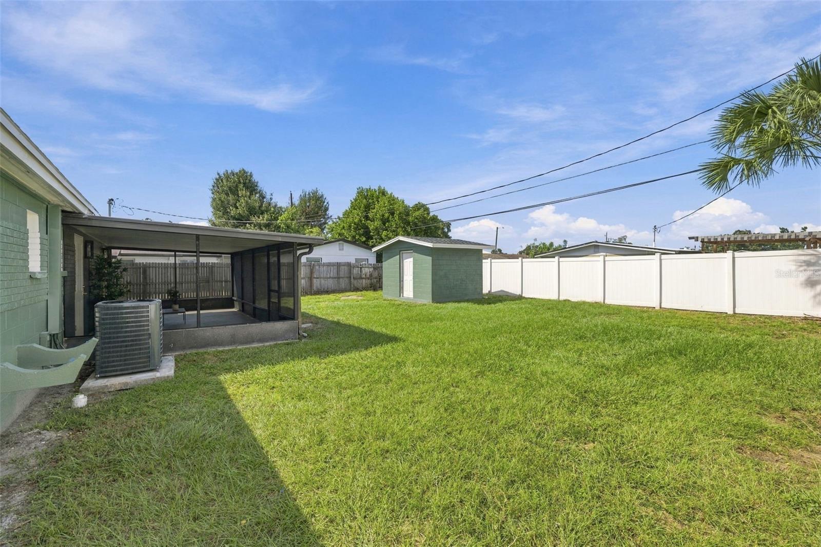 4531 W FERN ST — photo 26