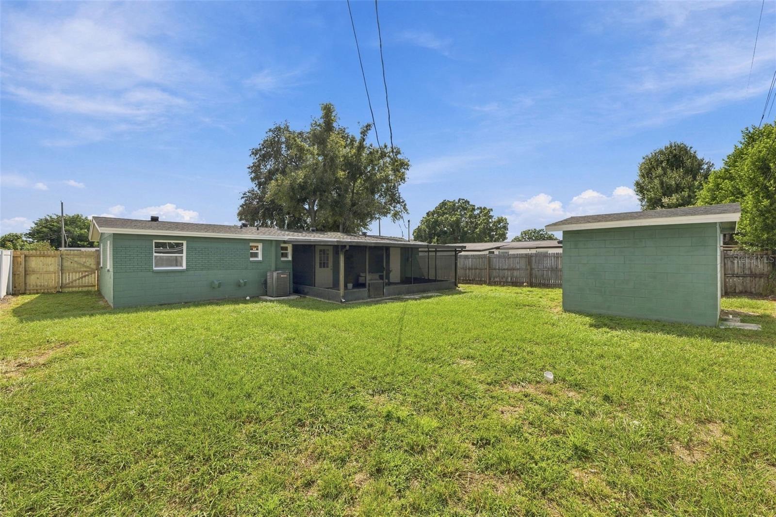 4531 W FERN ST — photo 25