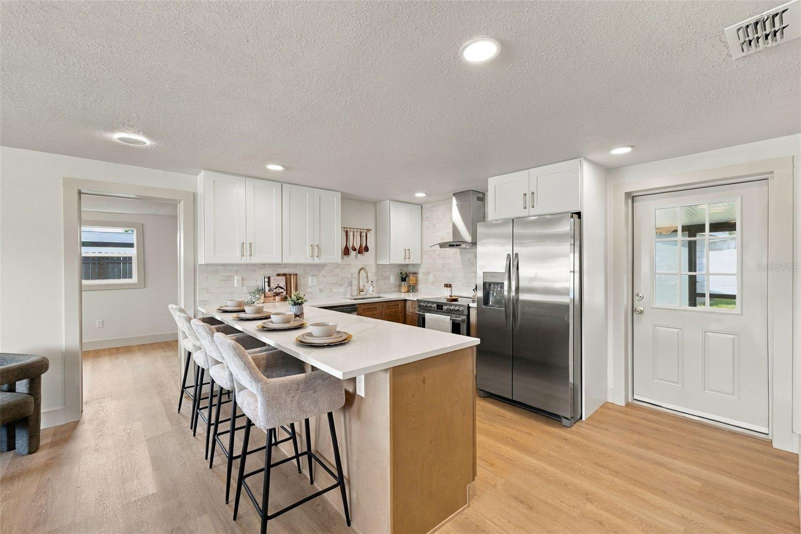 4531 W FERN ST — photo 7