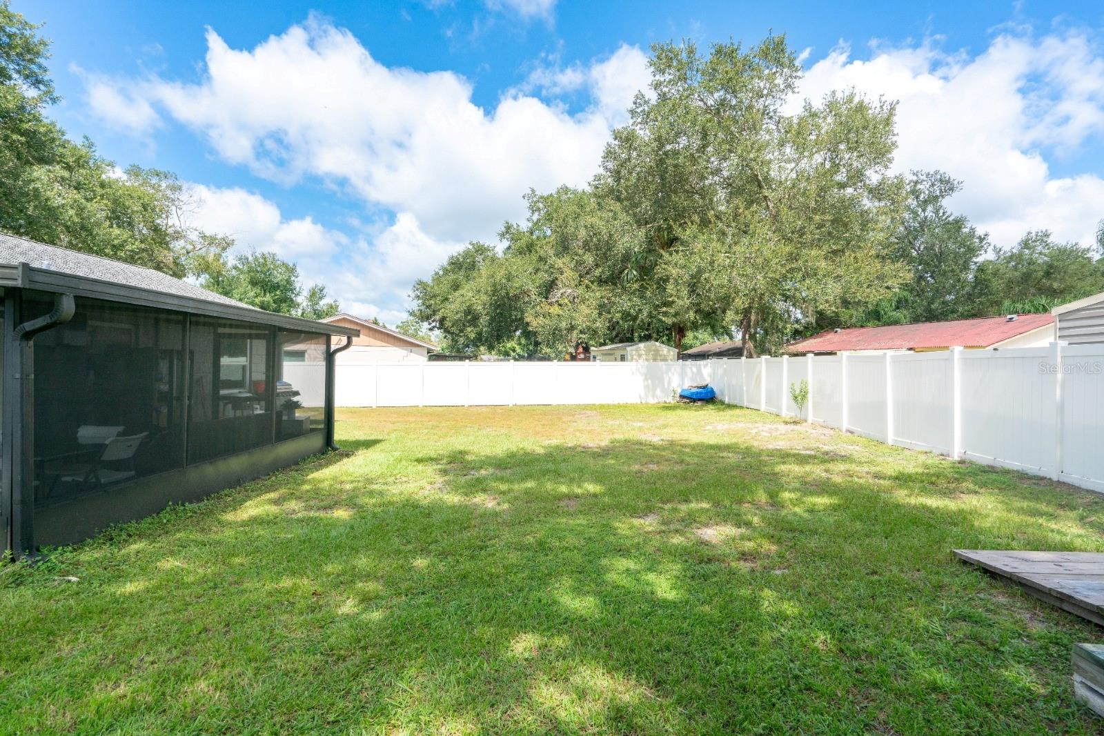 13915 BRIDGEPORT DR — photo 18