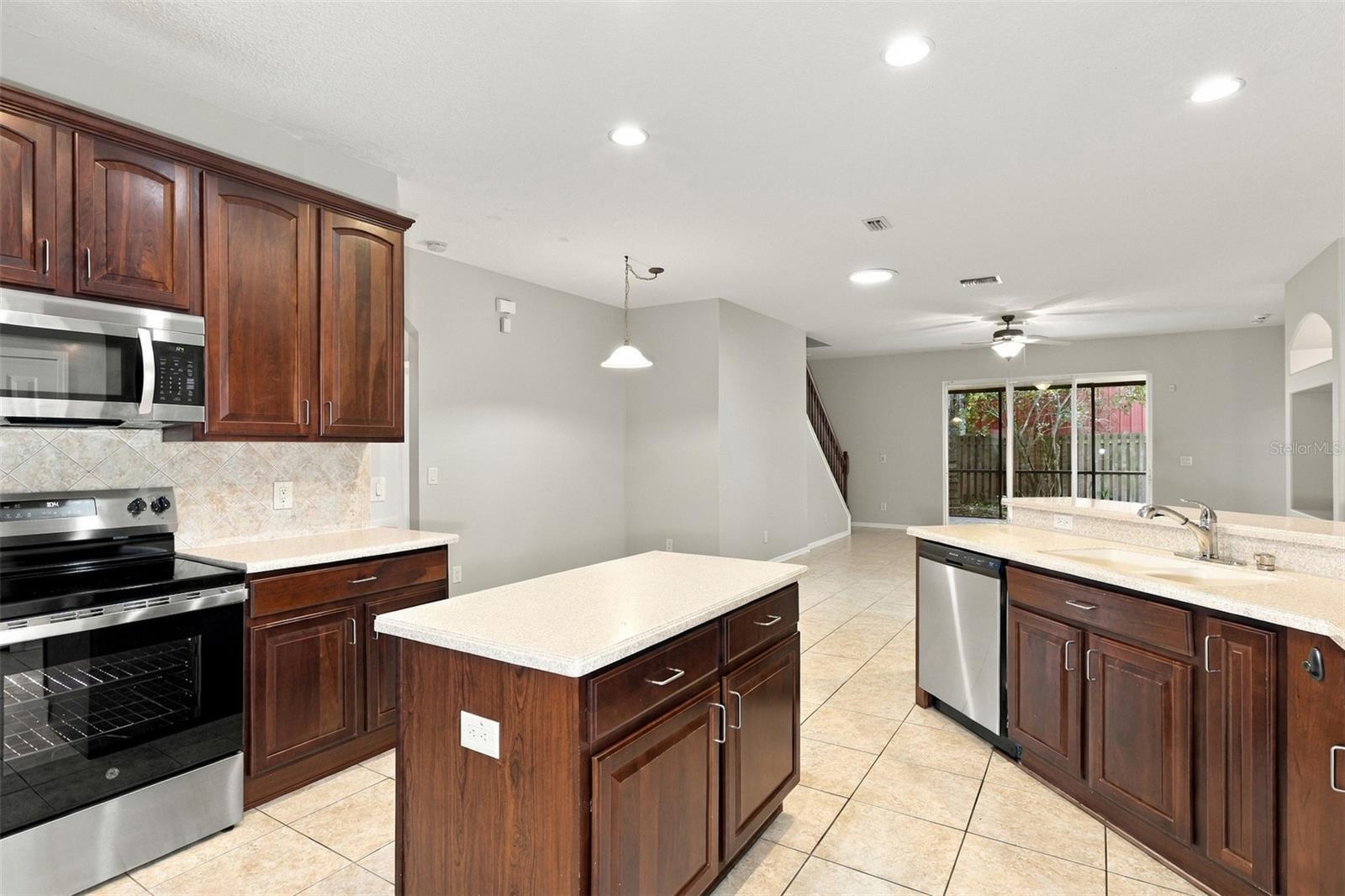 11409 BLUE LILAC AVE — photo 17
