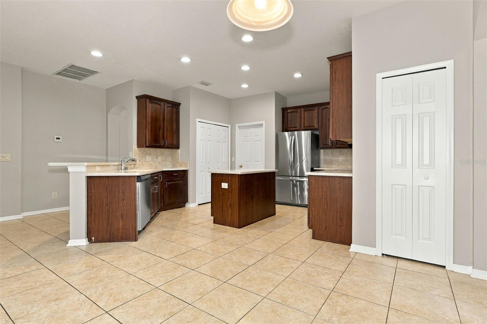 11409 BLUE LILAC AVE — photo 11