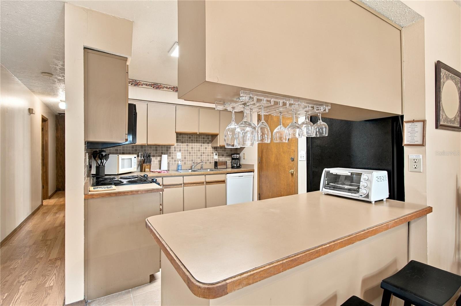 3205 W NORTH A ST — photo 13