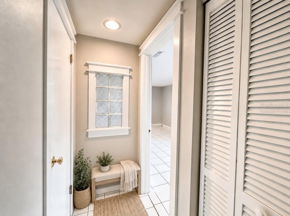 2840 W SHELTON AVE — photo 11