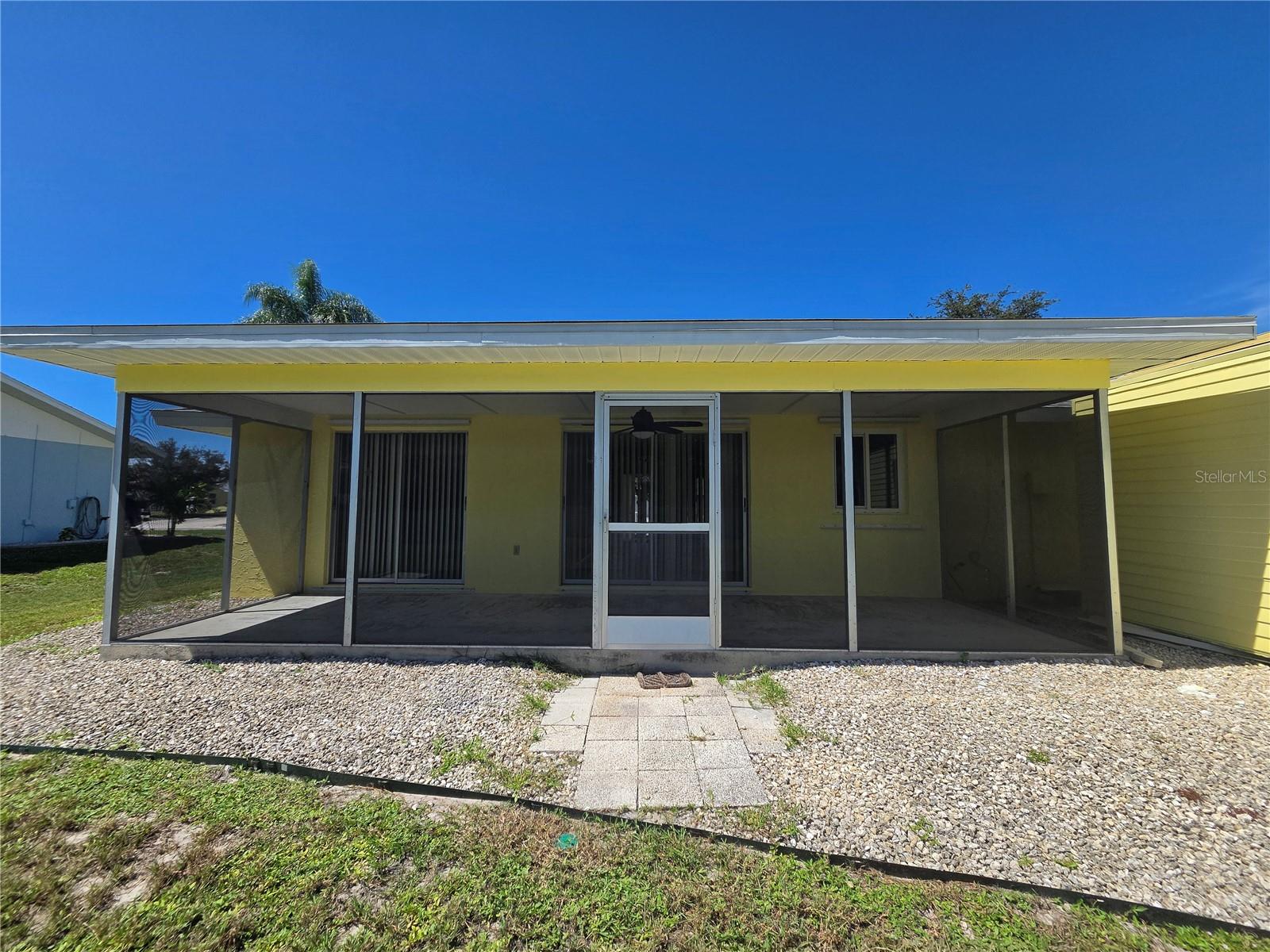 653 HARVEY ST — photo 14