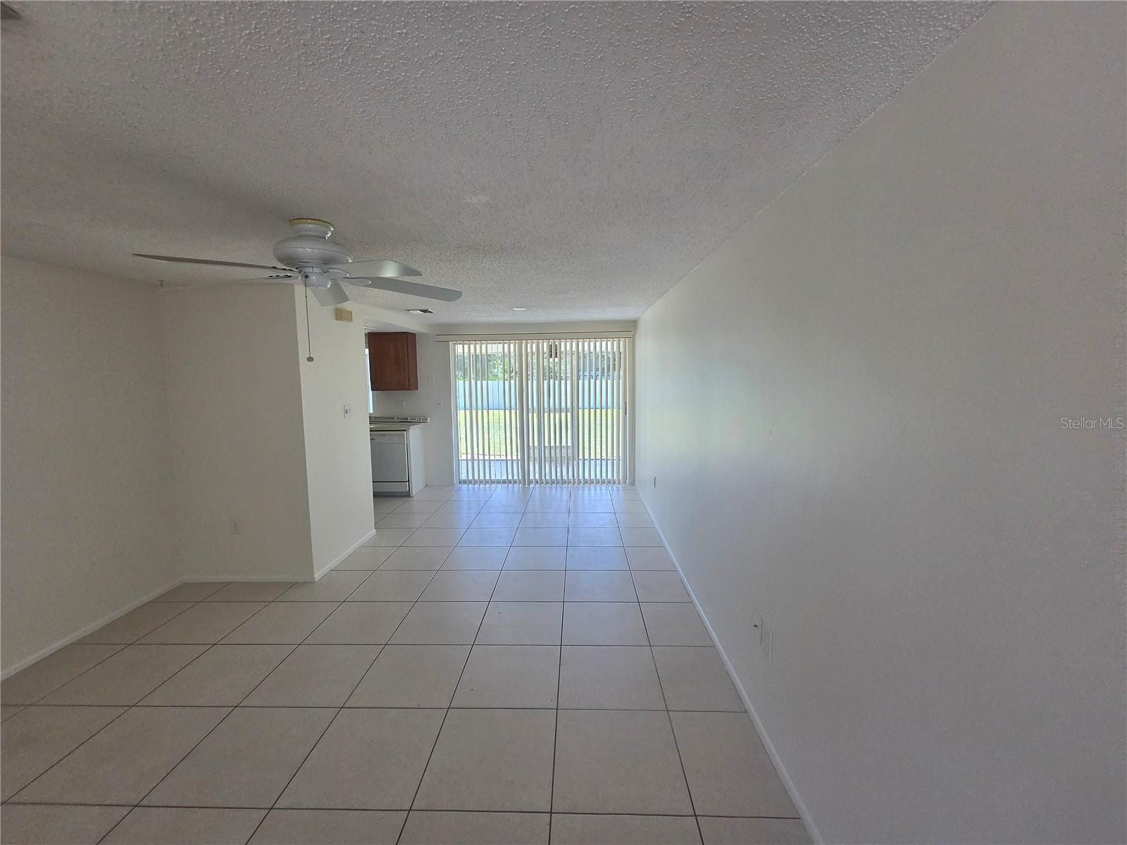653 HARVEY ST — photo 2