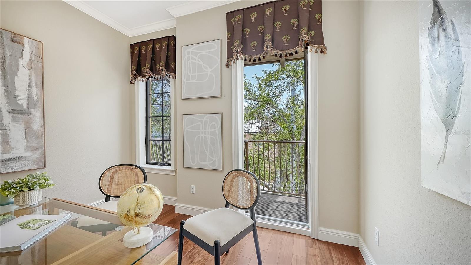 1513 OAK ST #18 — photo 40