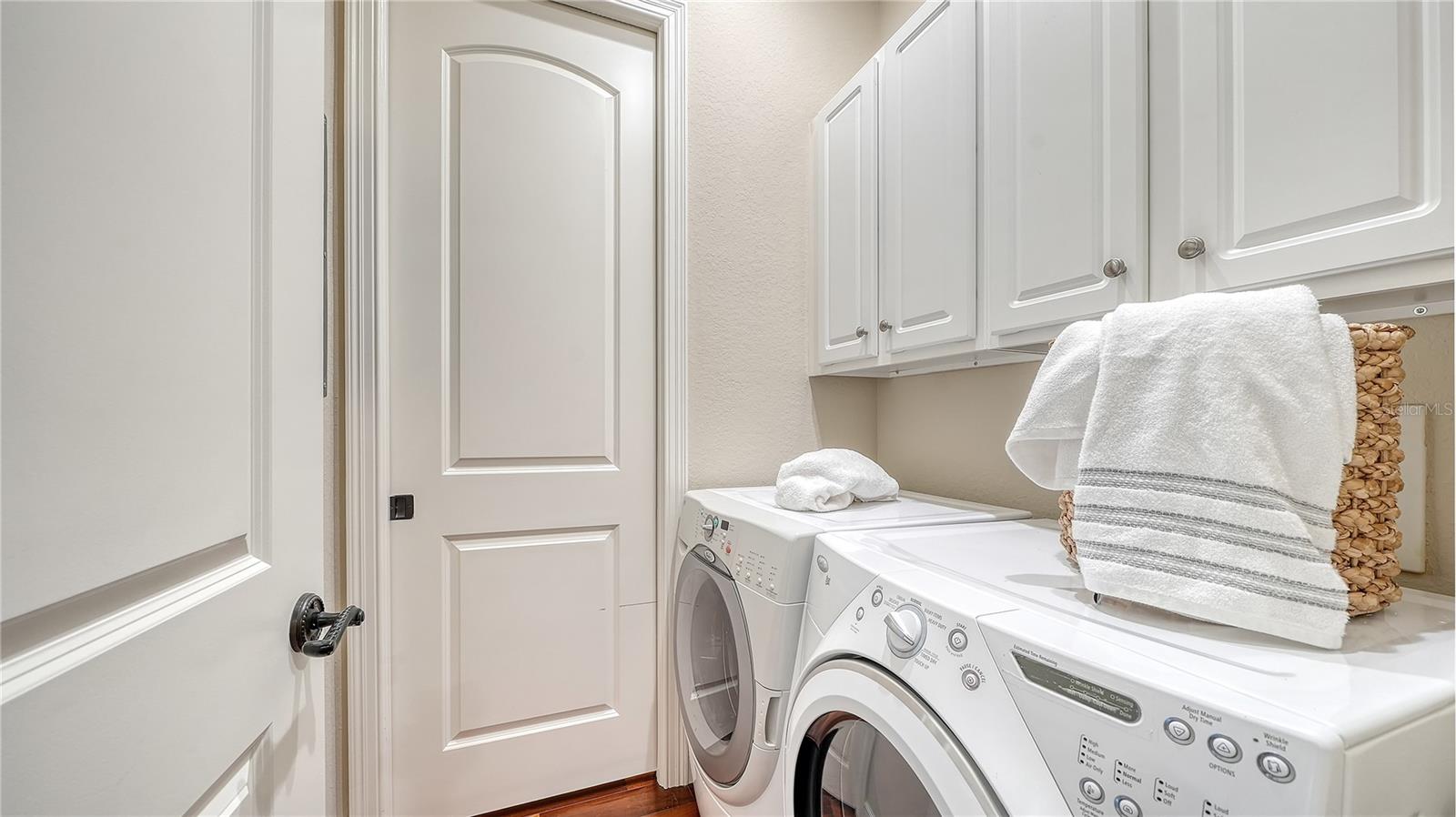 1513 OAK ST #18 — photo 32