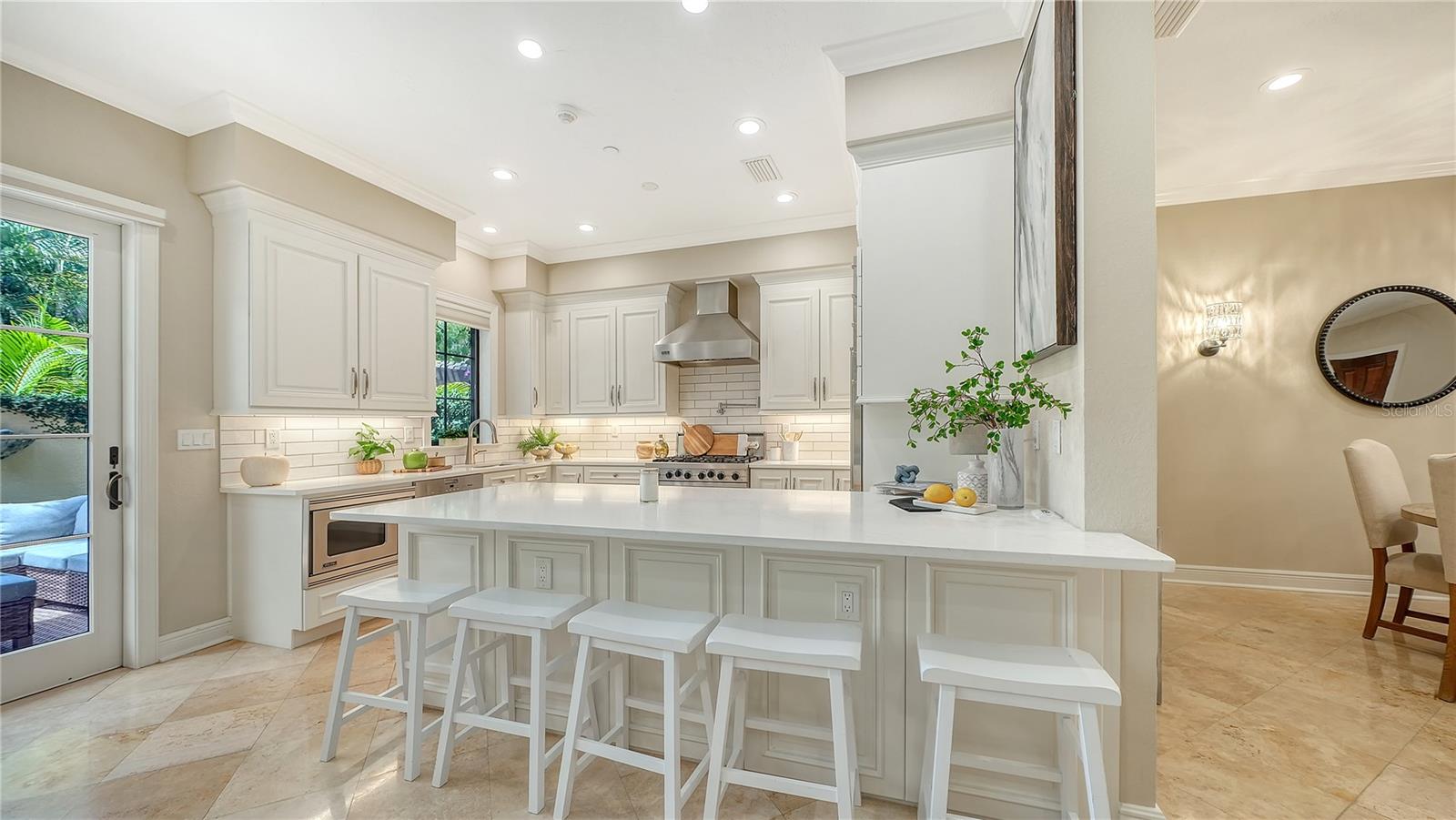 1513 OAK ST #18 — photo 9