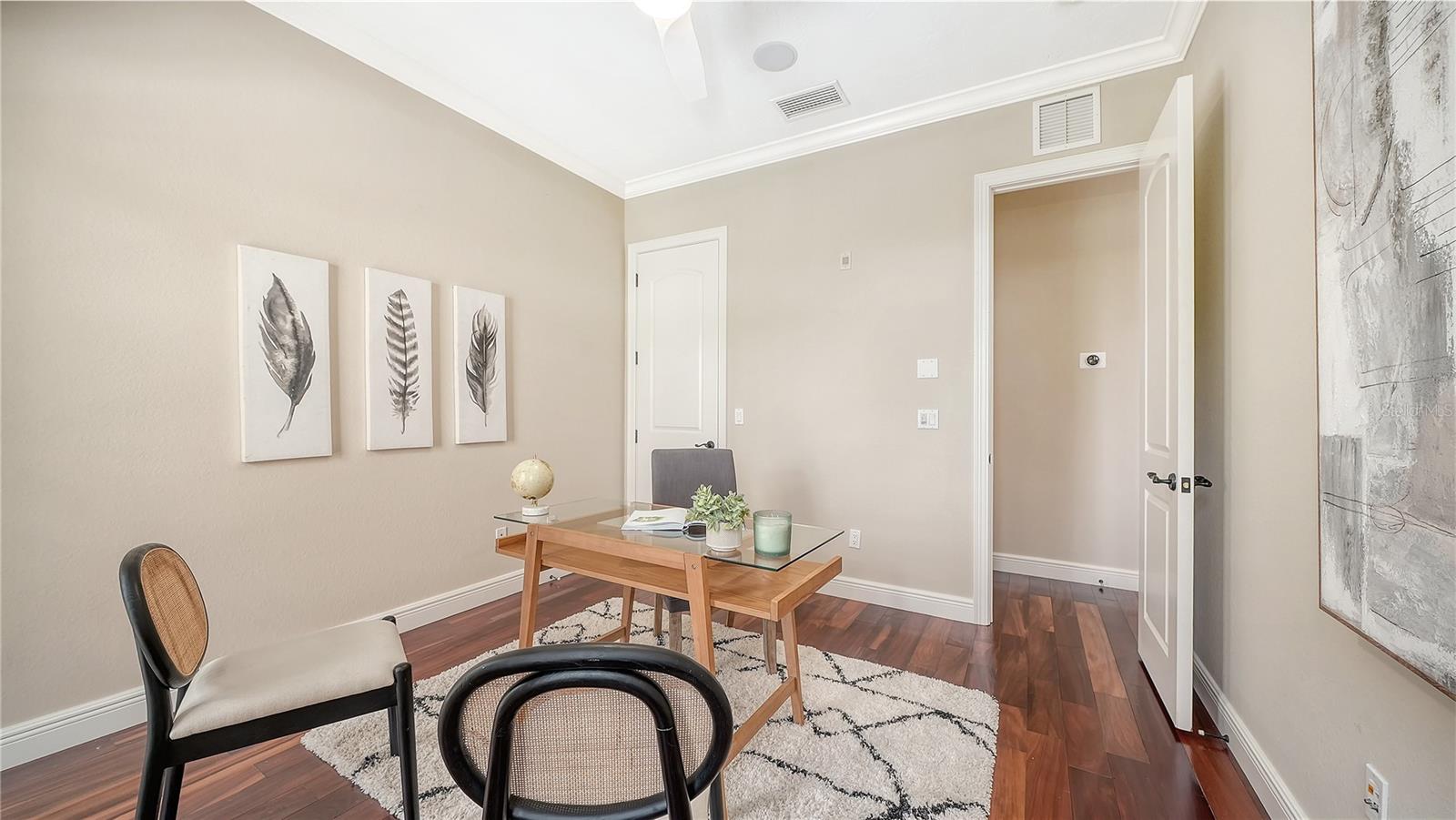 1513 OAK ST #18 — photo 39