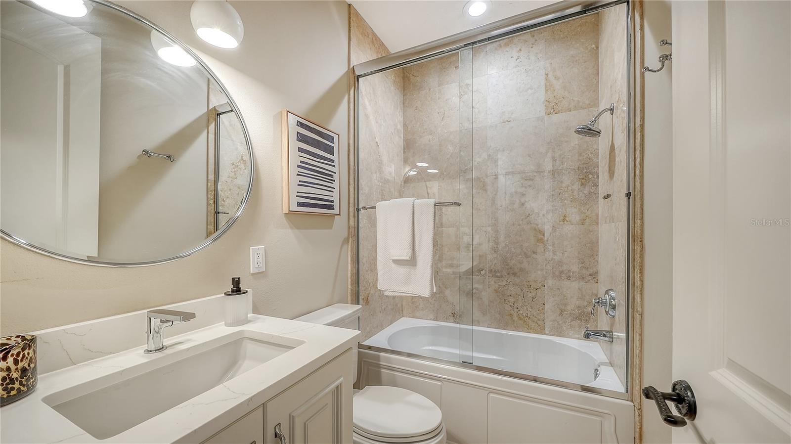 1513 OAK ST #18 — photo 37