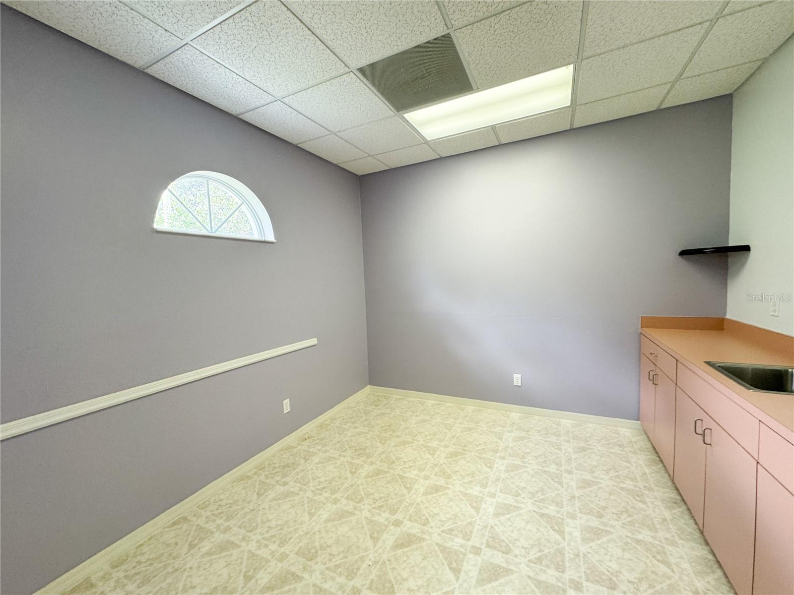 517 RIVIERA STREET #C — photo 8
