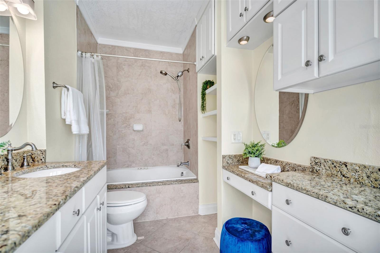 3002 W ANGELES ST — photo 26