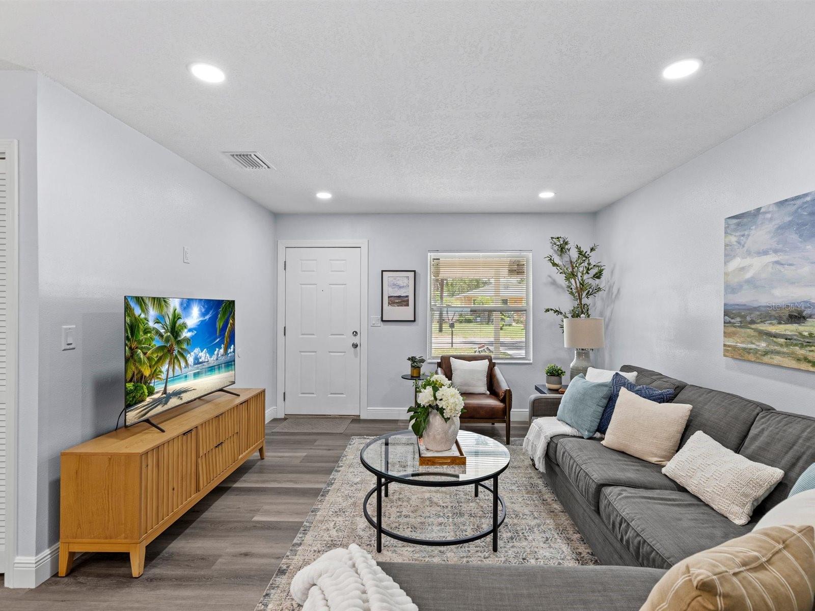 4928 SHETLAND AVE — photo 3