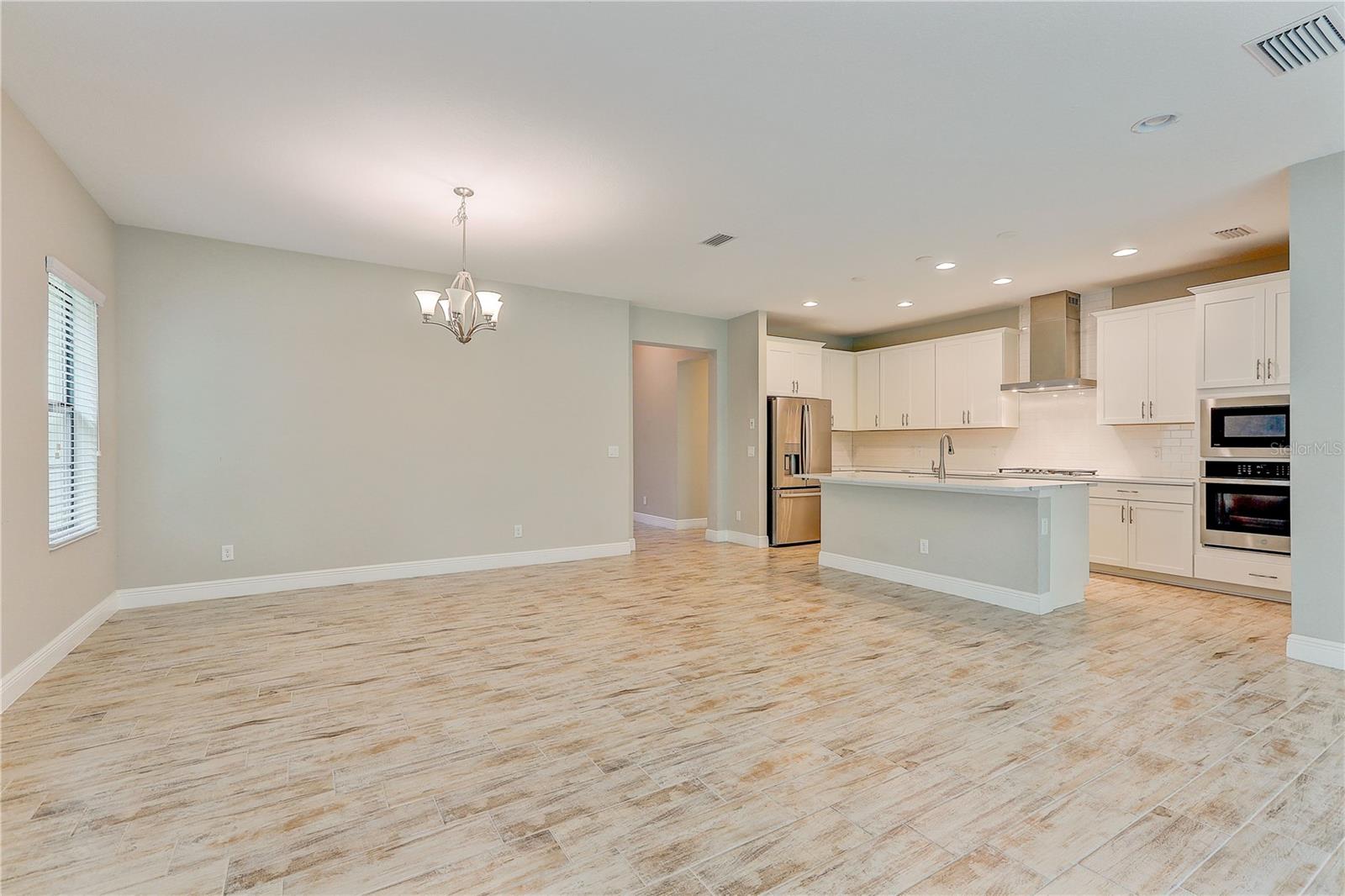 4000 BURDICK LOOP — photo 15