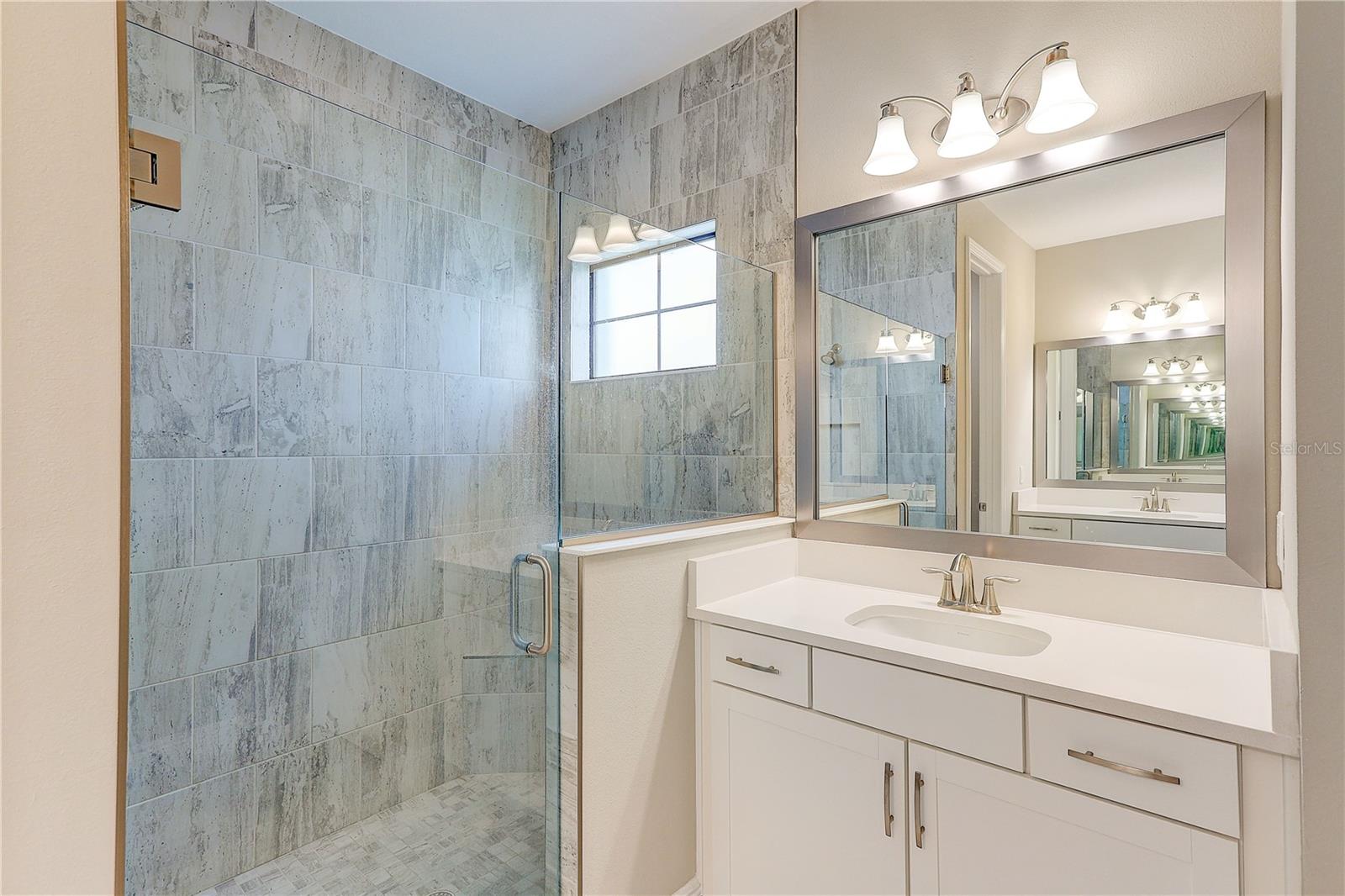 4000 BURDICK LOOP — photo 23