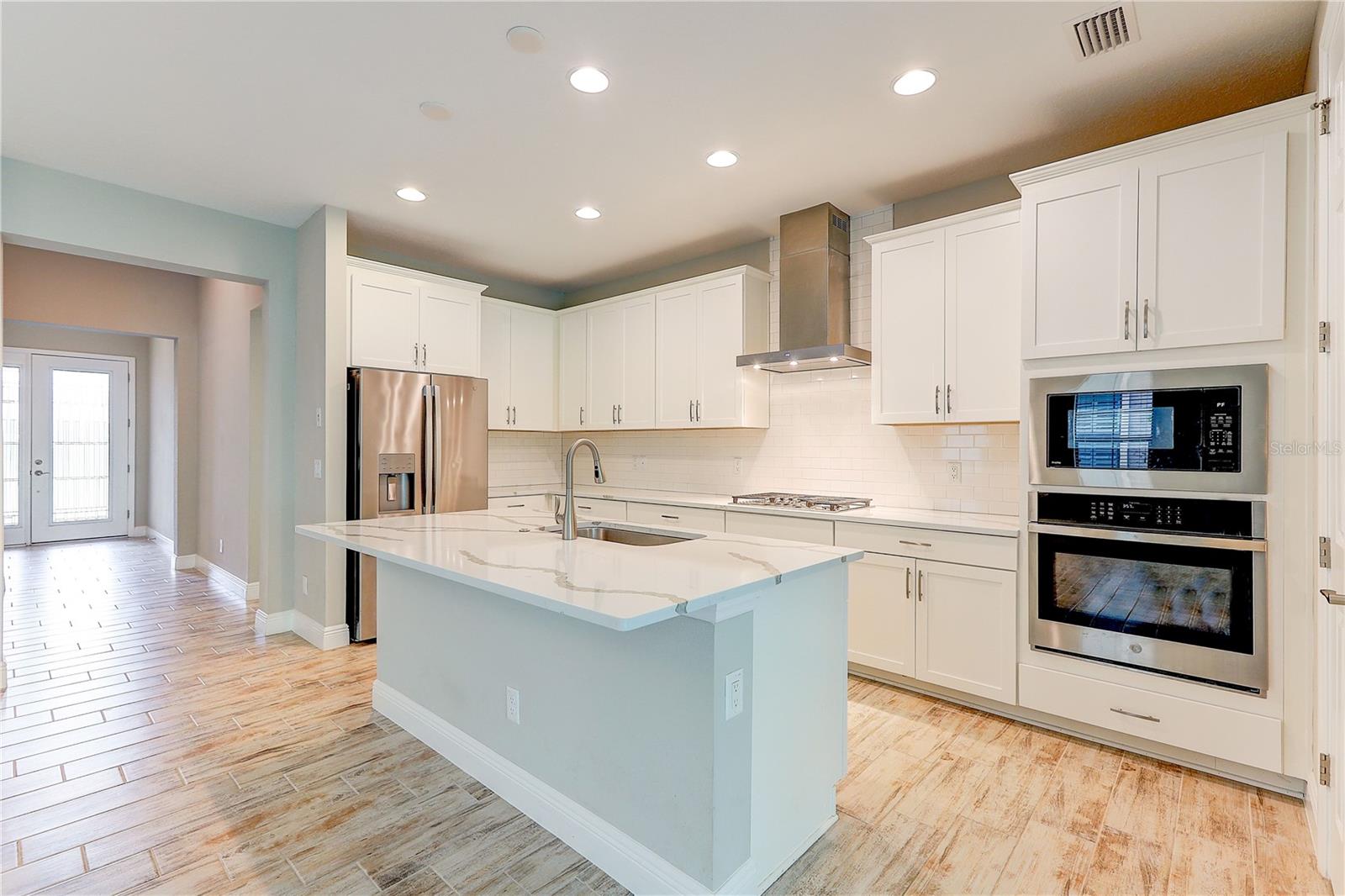 4000 BURDICK LOOP — photo 9