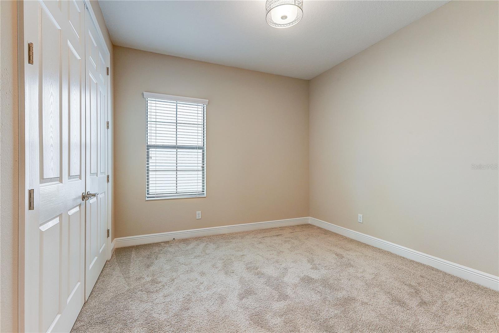 4000 BURDICK LOOP — photo 33