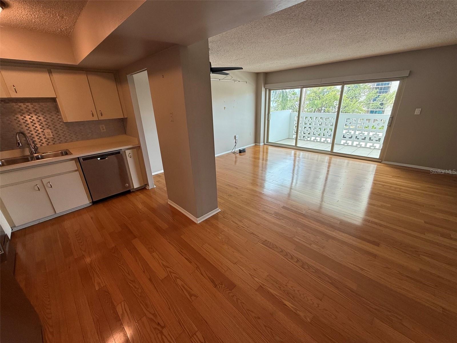 Home in TAMPA — photo 10