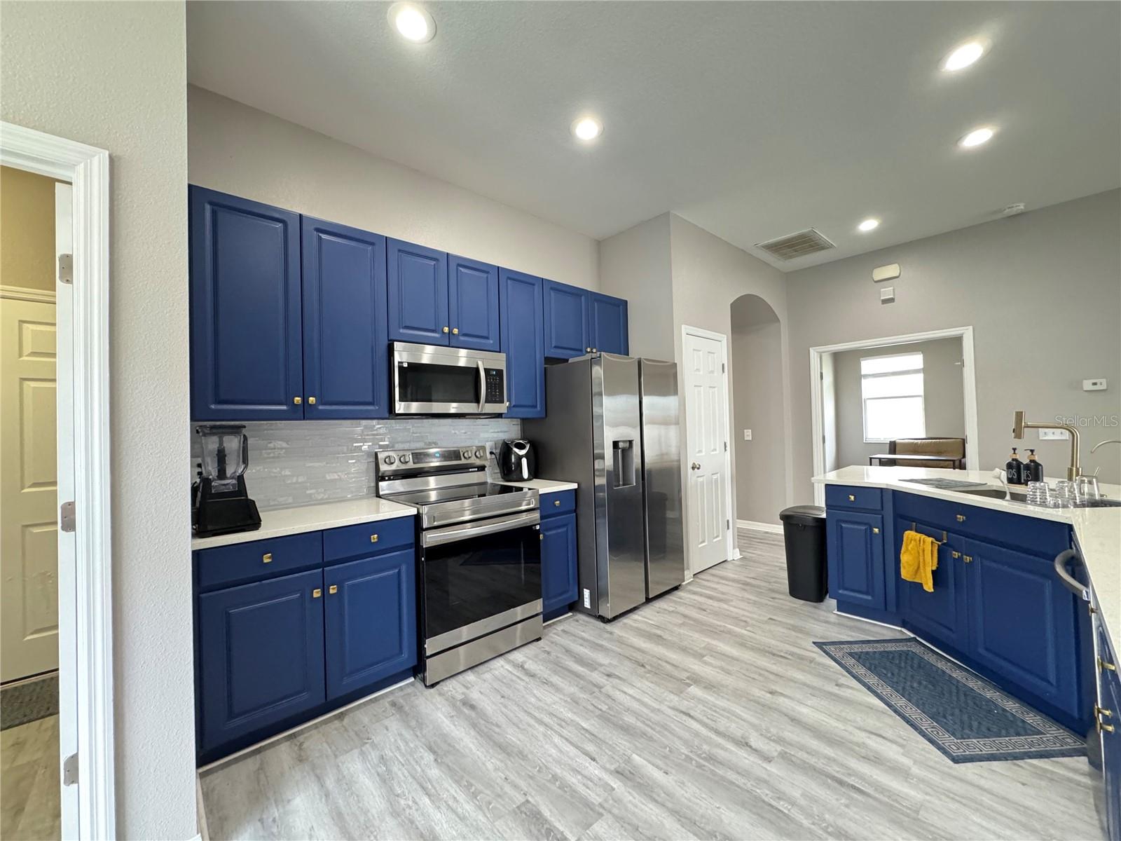 10868 STANDING STONE DR — photo 14