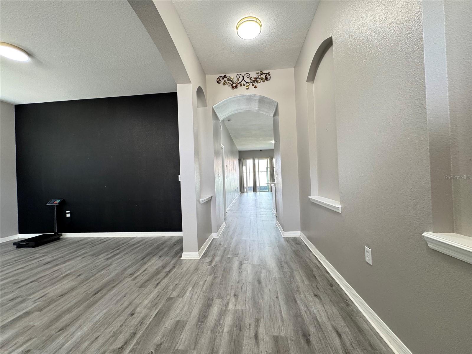 10868 STANDING STONE DR — photo 4