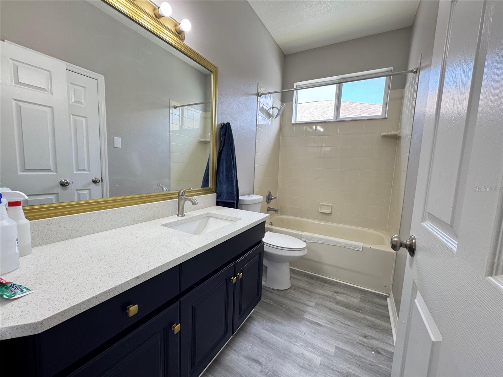 10868 STANDING STONE DR — photo 33