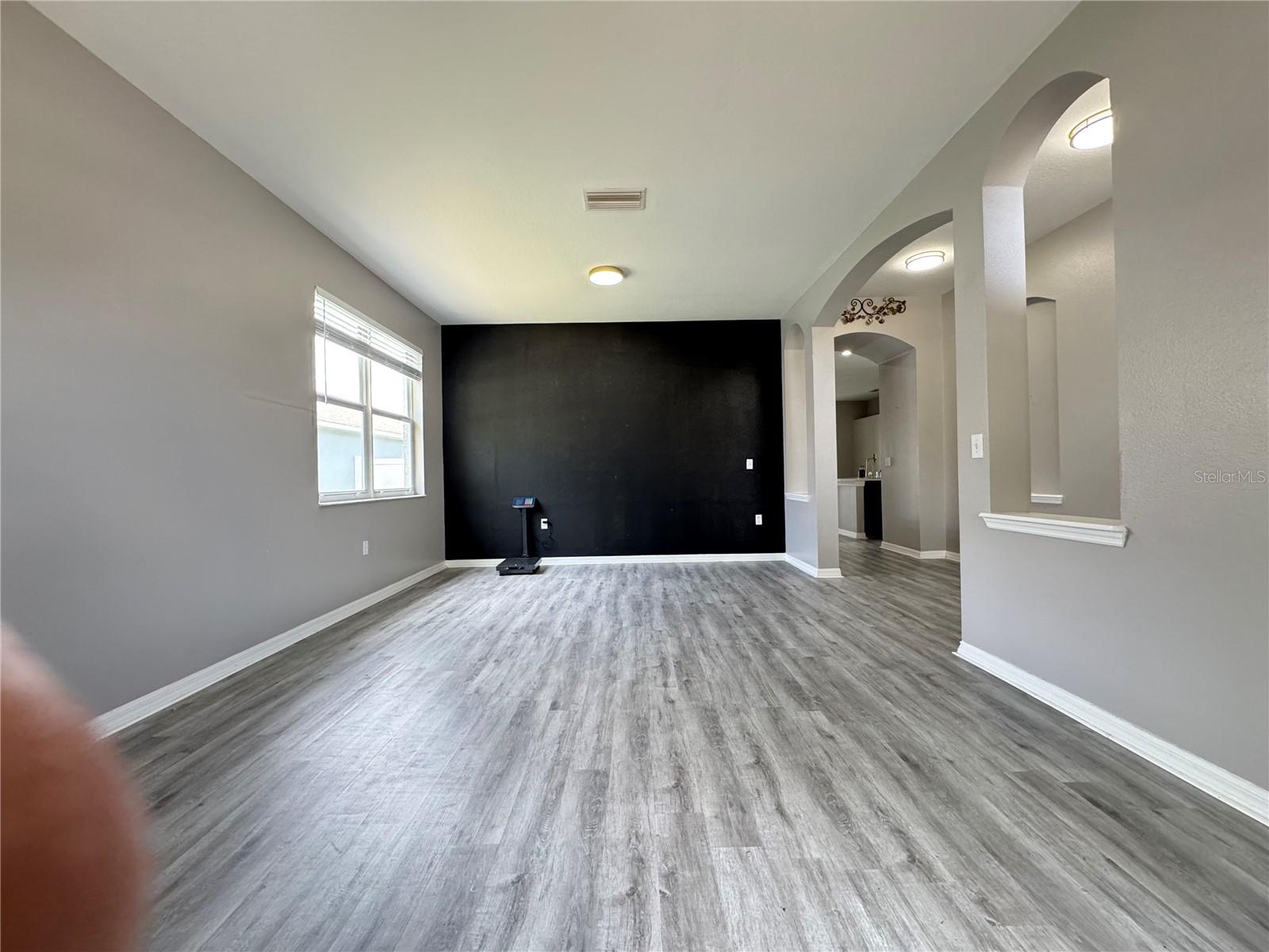 10868 STANDING STONE DR — photo 8