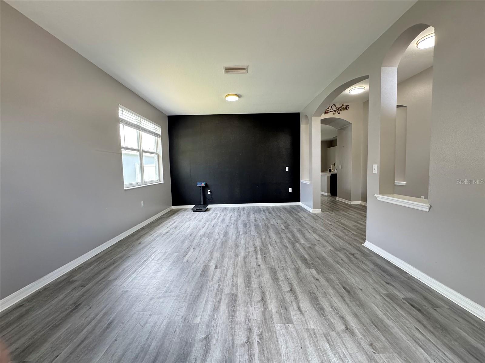 10868 STANDING STONE DR — photo 7