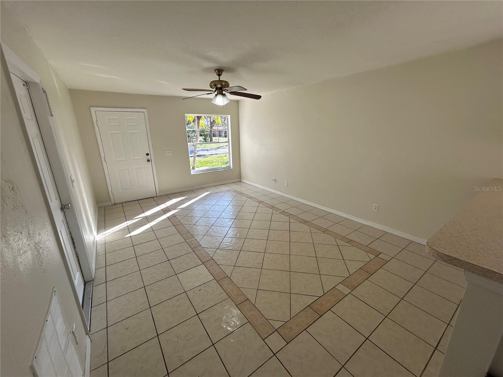3005 HILLVIEW ST — photo 2