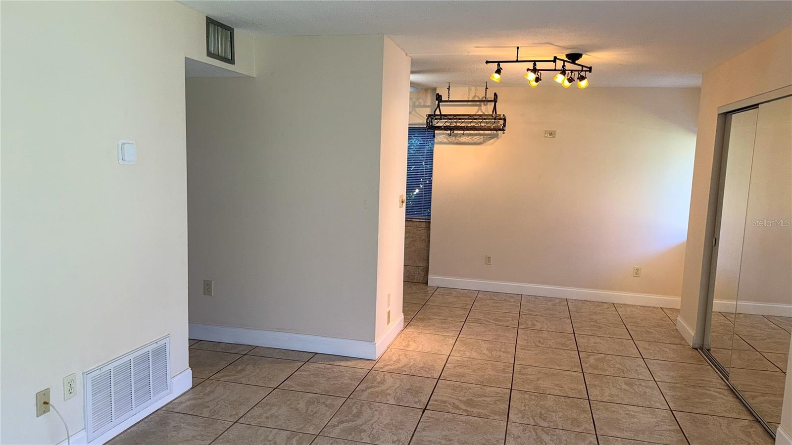 2920 CLARK RD #204 — photo 7