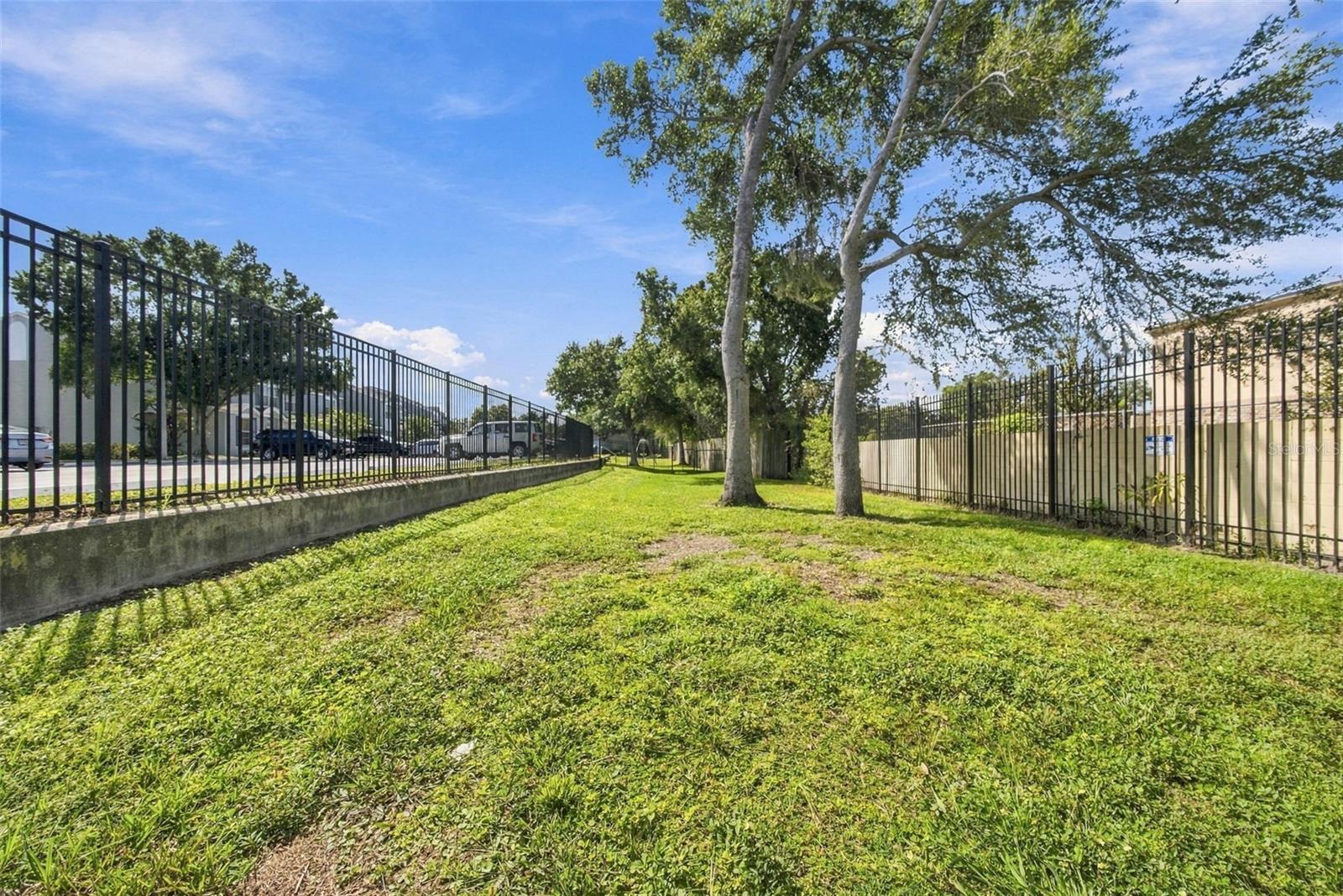 10429 HERON LAKE DR — photo 21