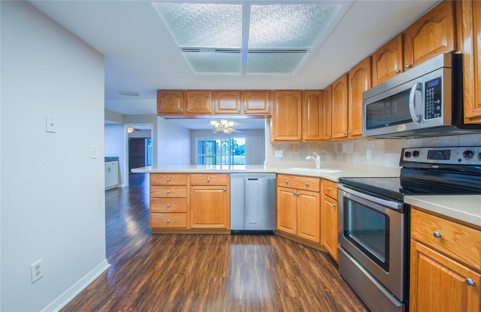 9200 PARK BLVD #105 — photo 11