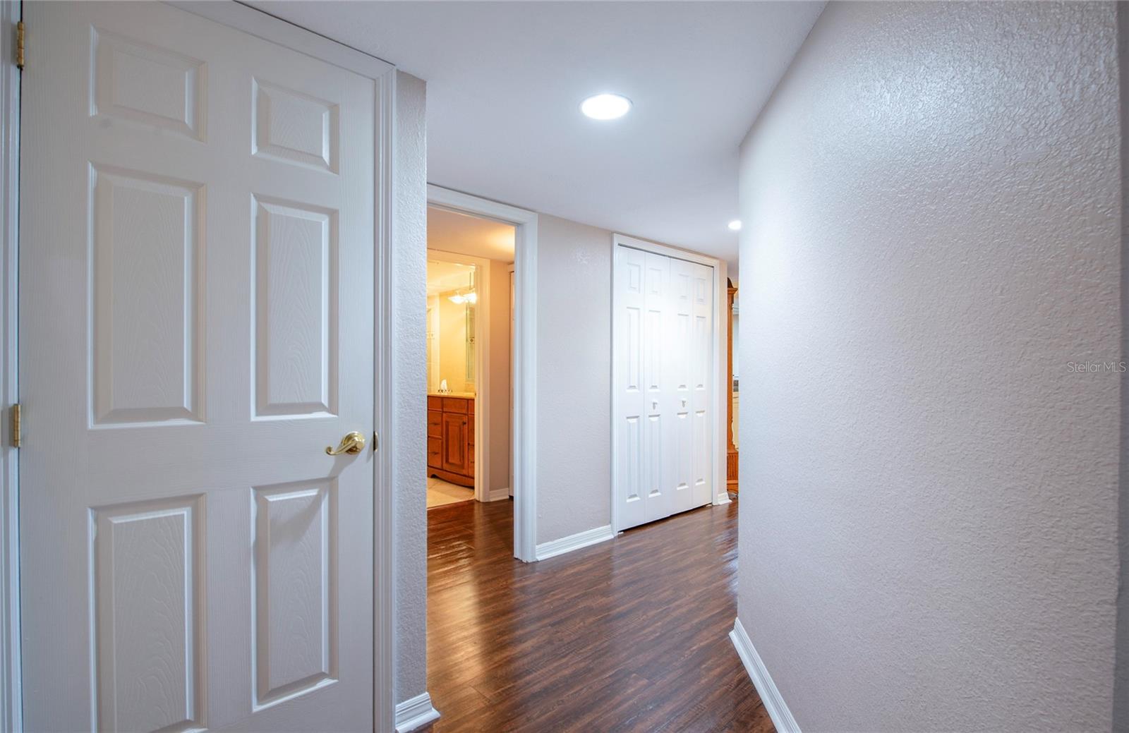 9200 PARK BLVD #105 — photo 32