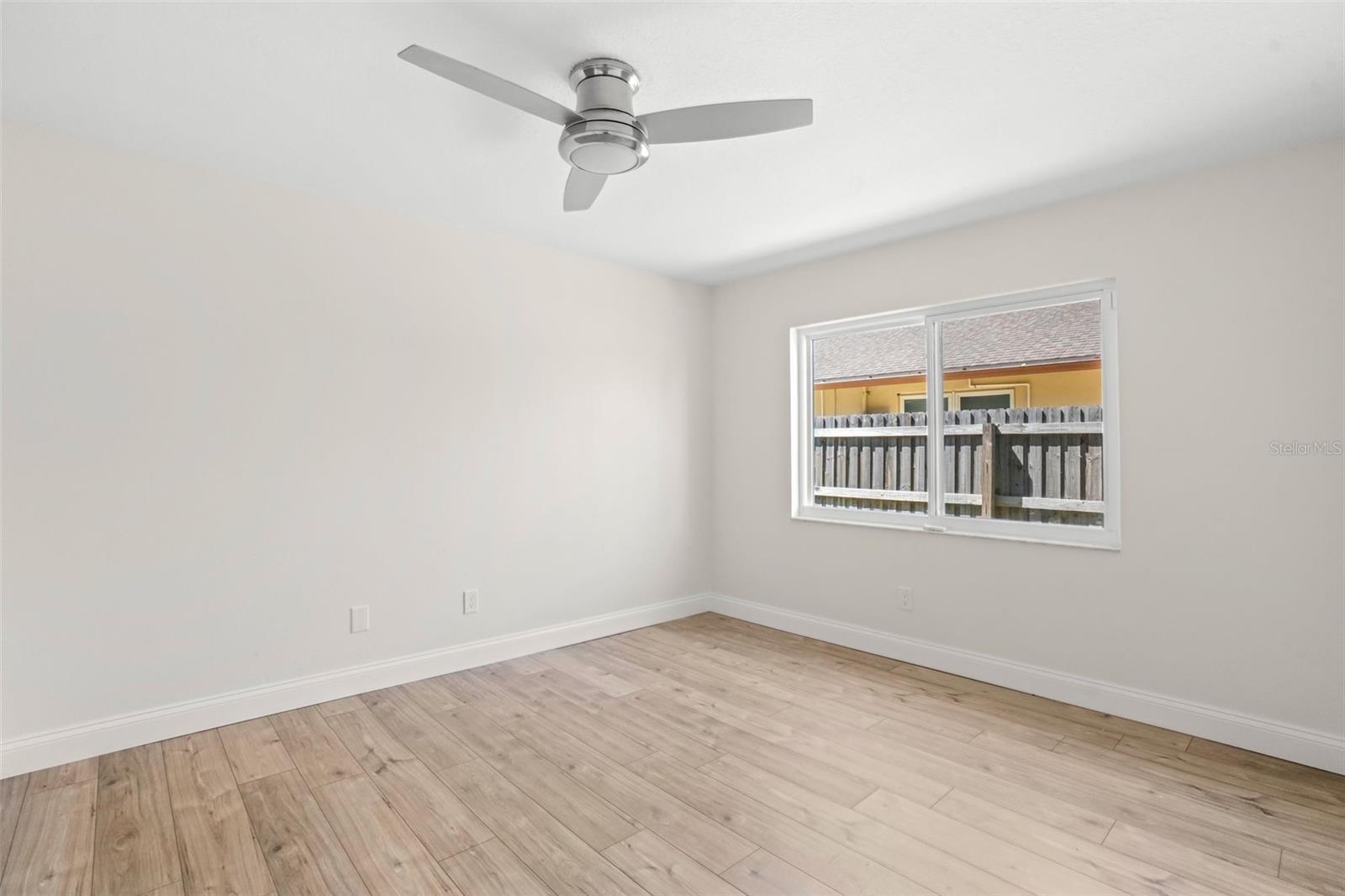 2893 ROLLINGWOOD CT — photo 23