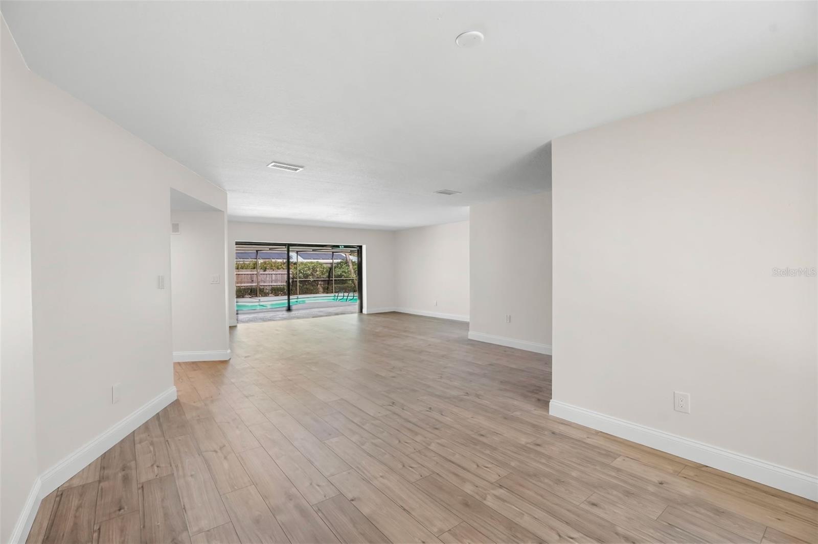 2893 ROLLINGWOOD CT — photo 11
