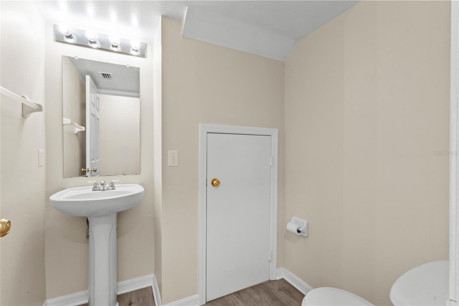 10730 KEYS GATE DR — photo 11