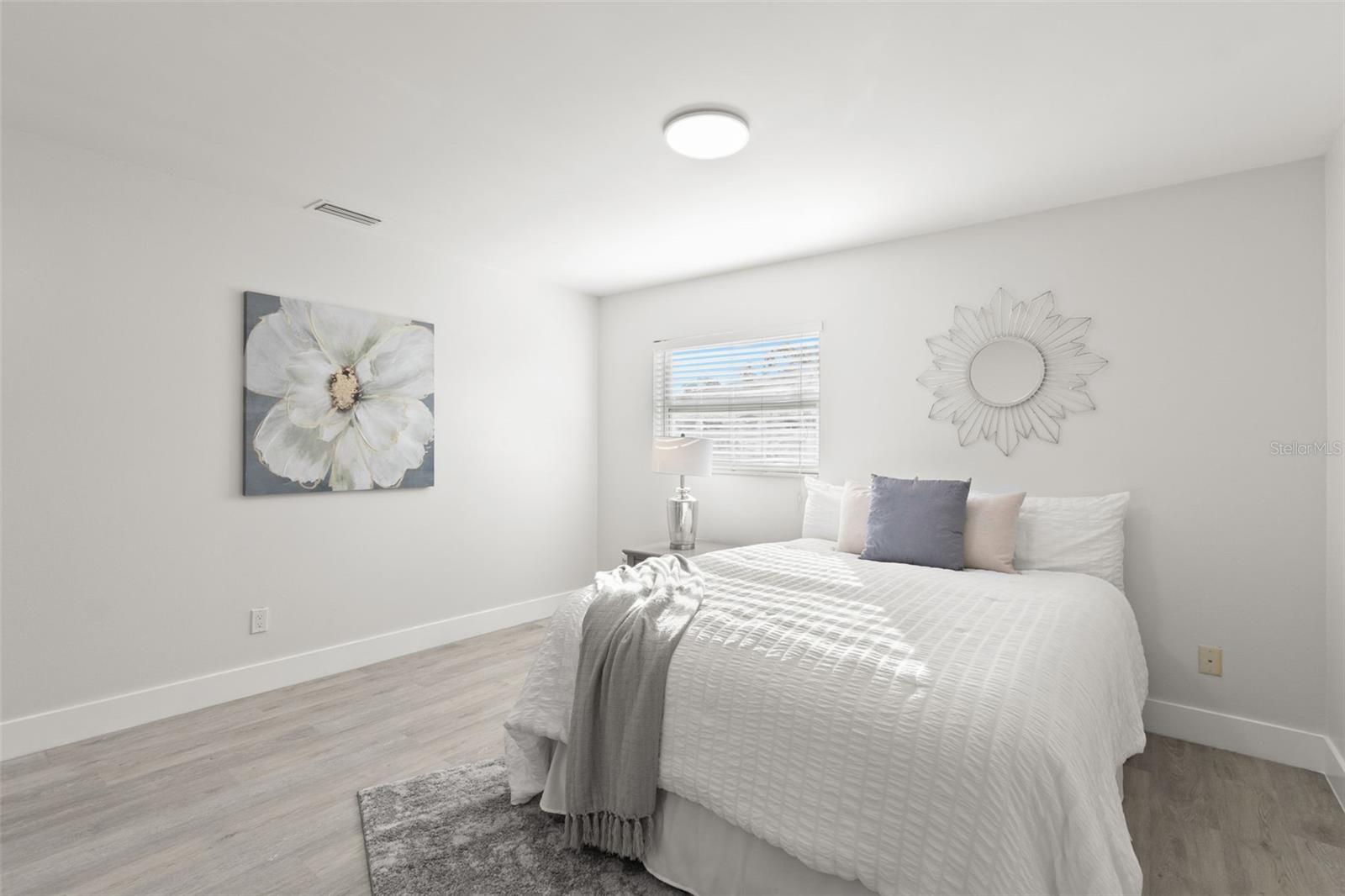 5931 DENVER ST NE — photo 18