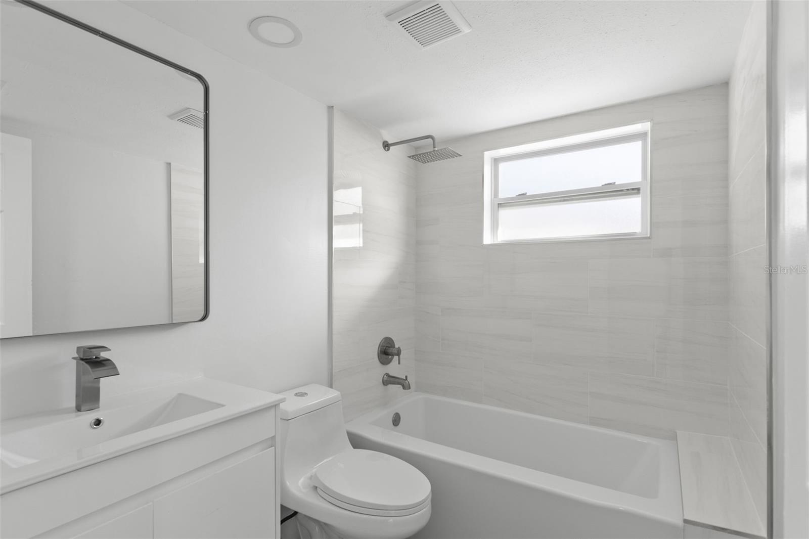 5931 DENVER ST NE — photo 22