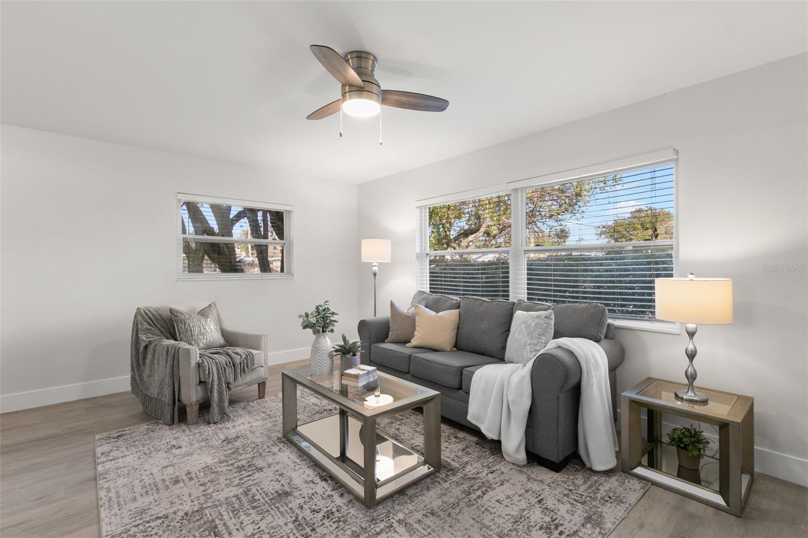 5931 DENVER ST NE — photo 4