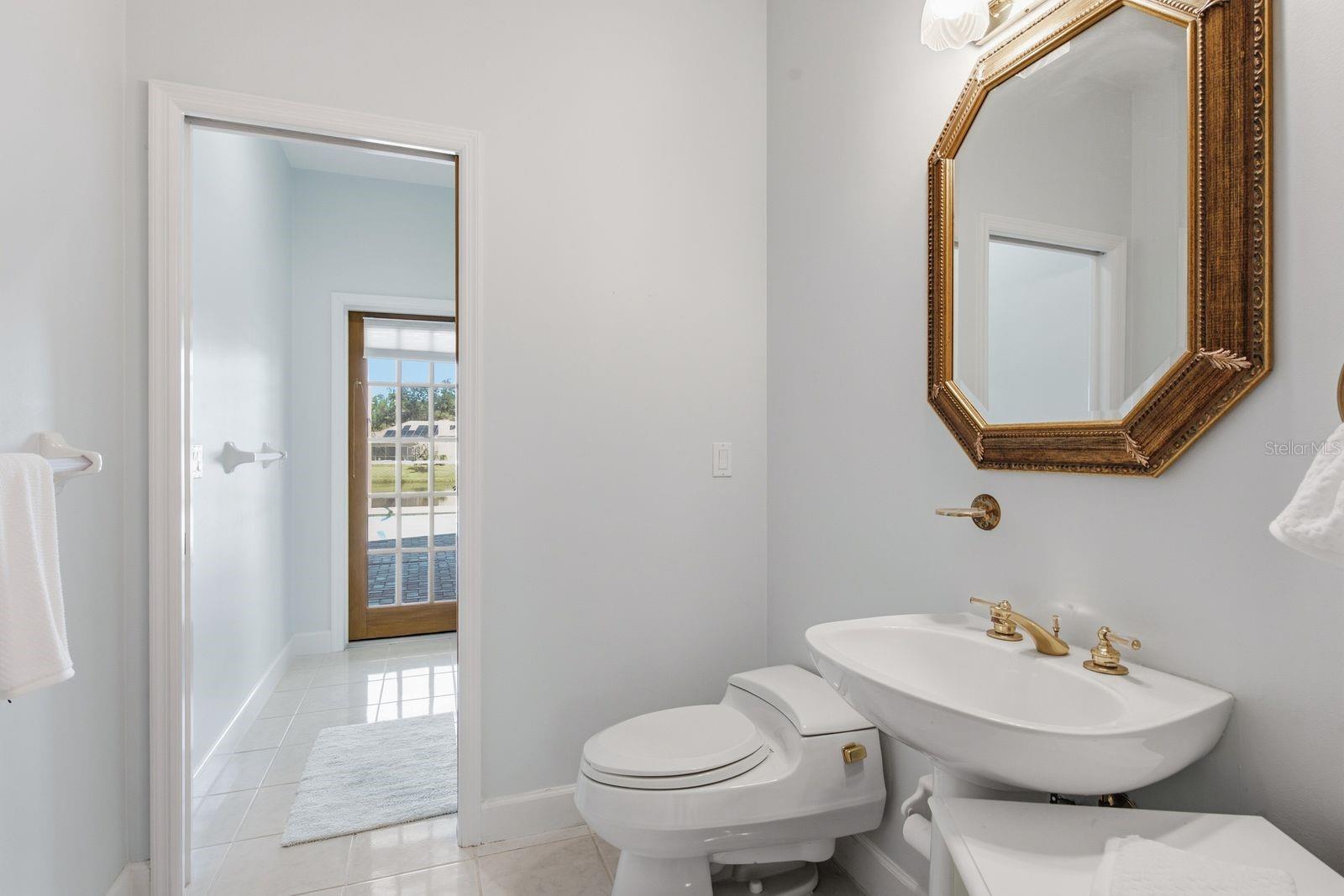 3763 EXECUTIVE DR — photo 47