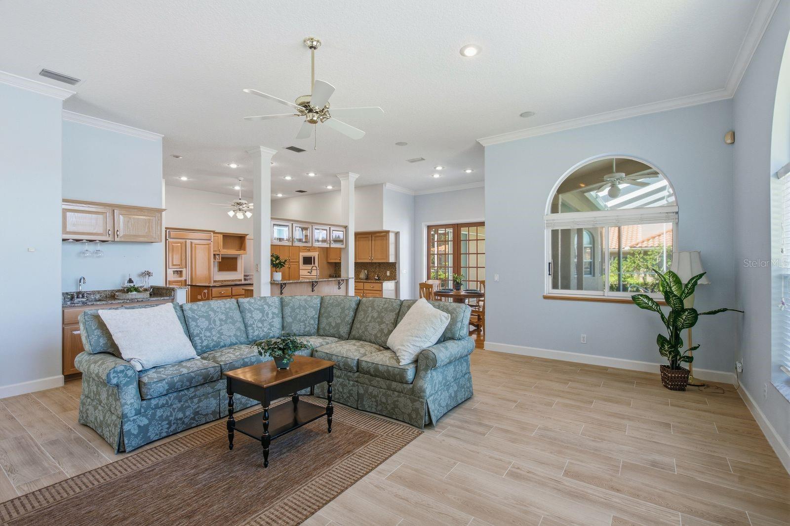 3763 EXECUTIVE DR — photo 28