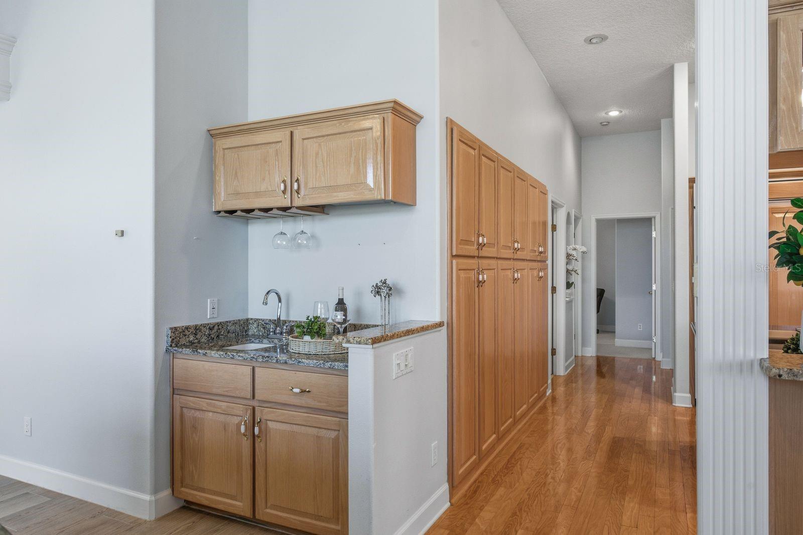 3763 EXECUTIVE DR — photo 32