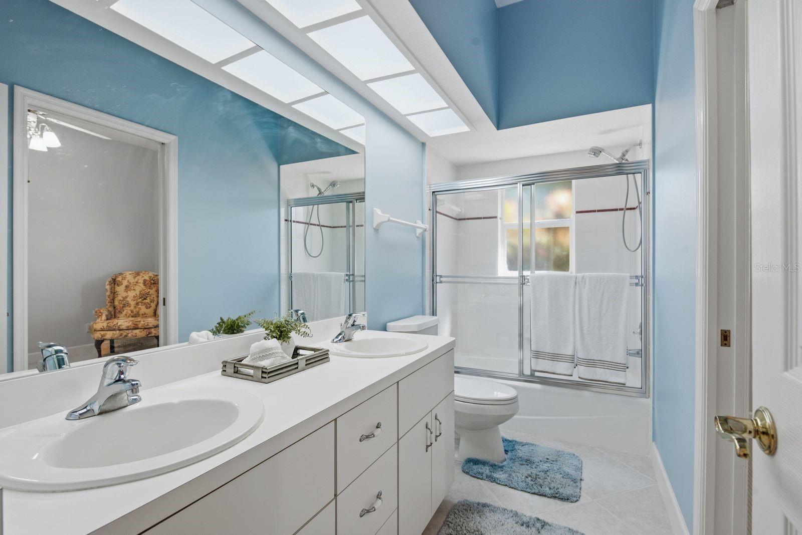 3763 EXECUTIVE DR — photo 44
