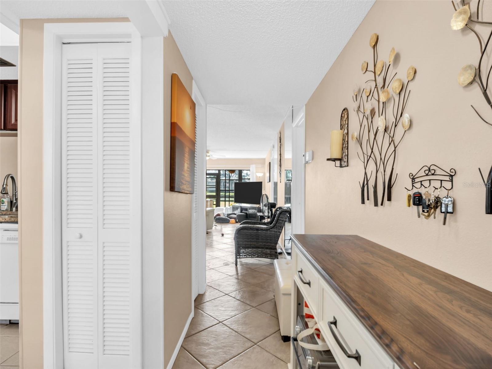 151 LAKEVIEW WAY #151 — photo 9