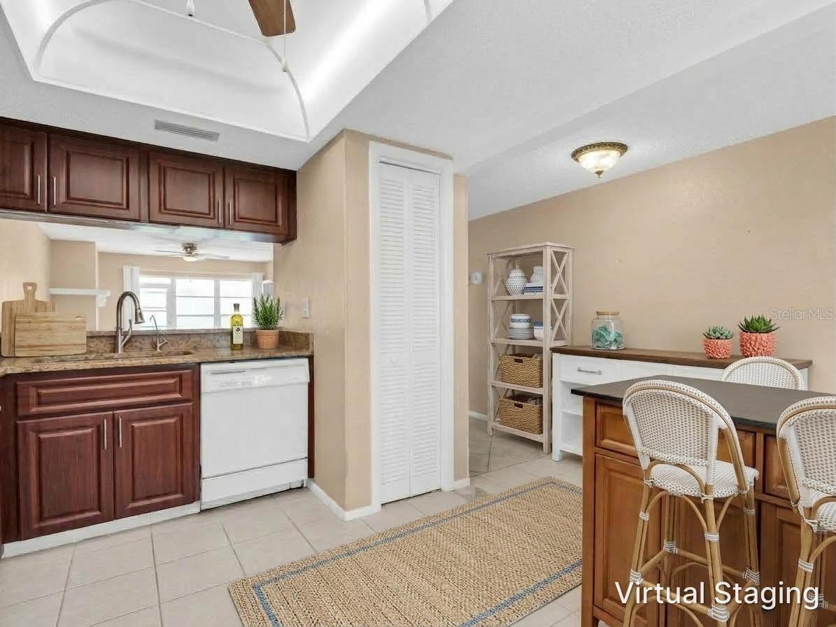 151 LAKEVIEW WAY #151 — photo 6