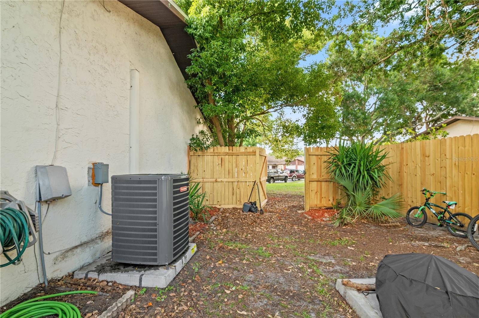 2031 DOVER CT — photo 9