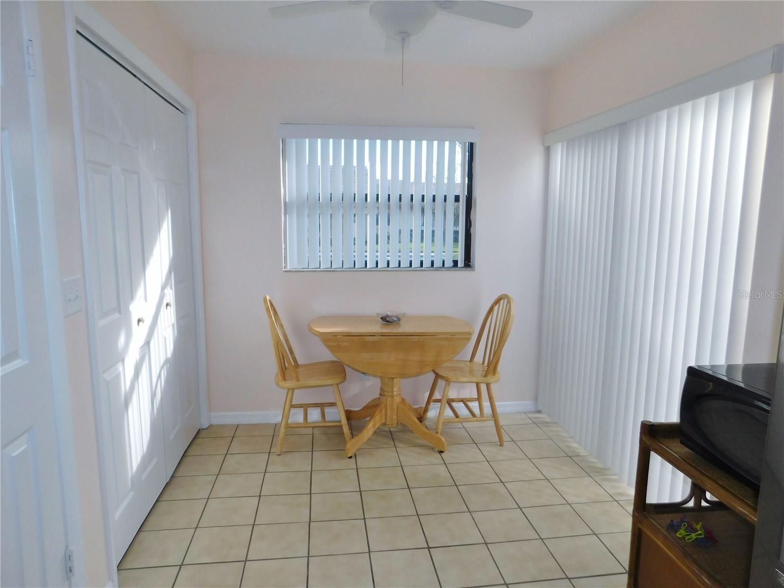 40 DALE PL — photo 11