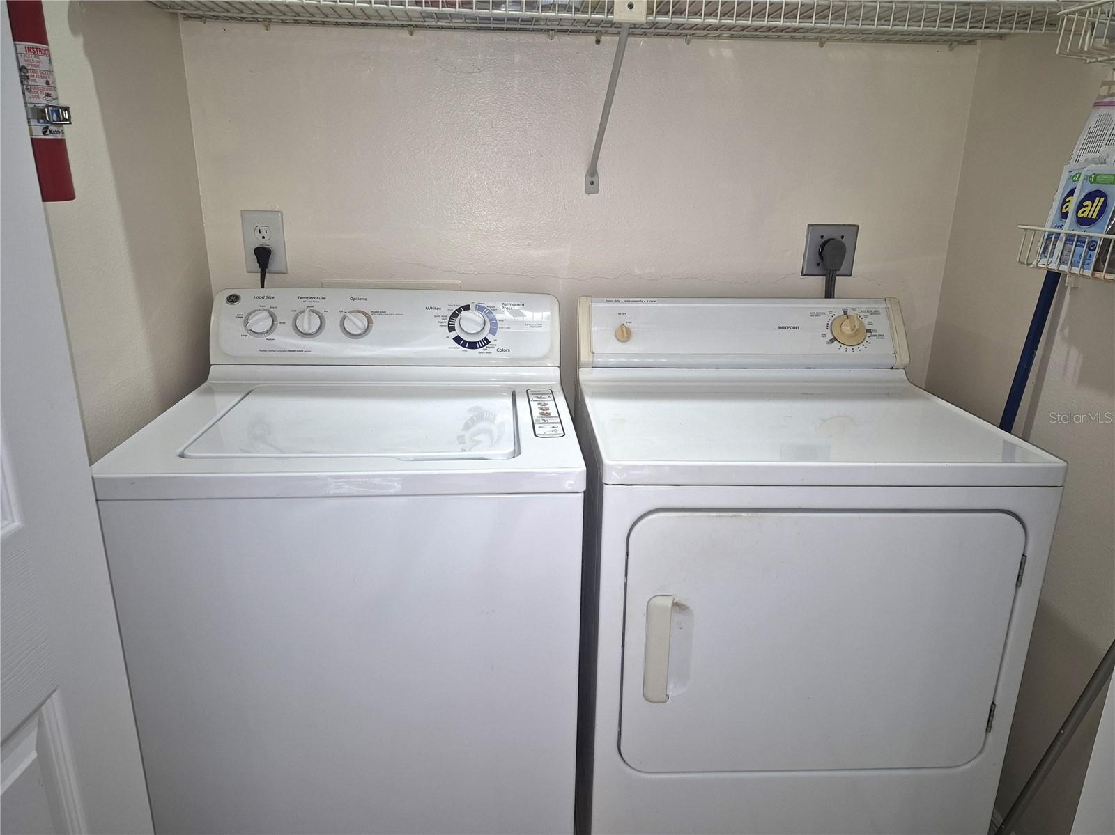 40 DALE PL — photo 23