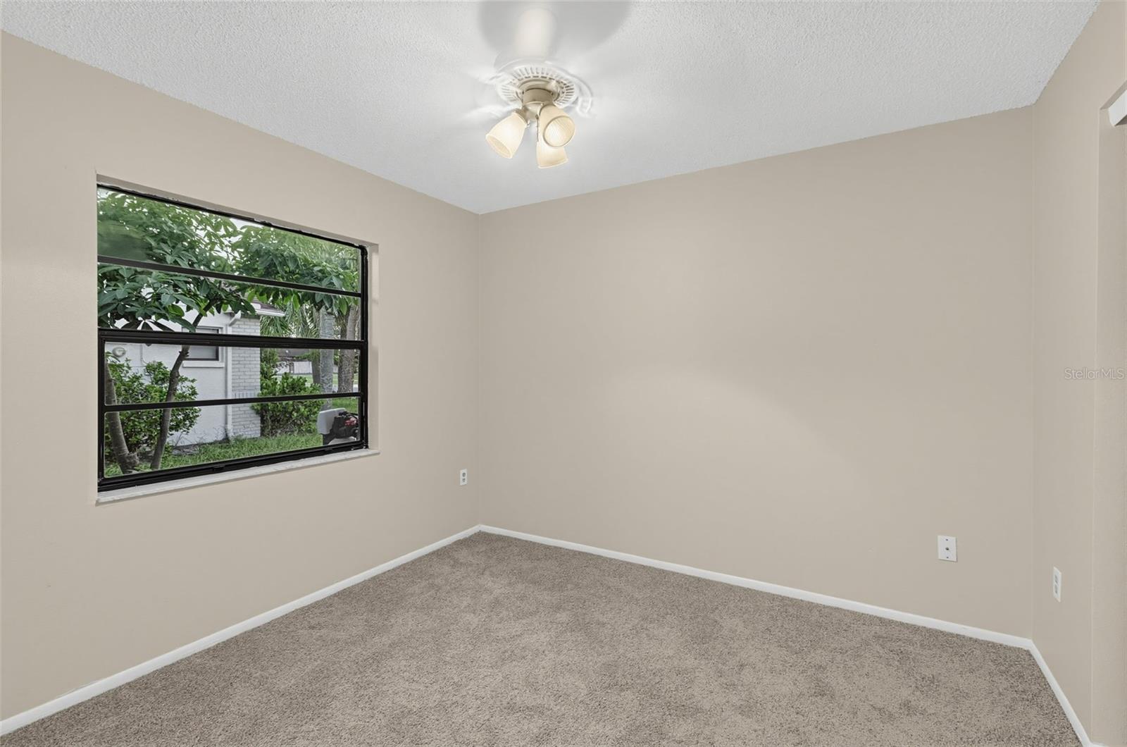 2831 BLOSSOM LK — photo 12
