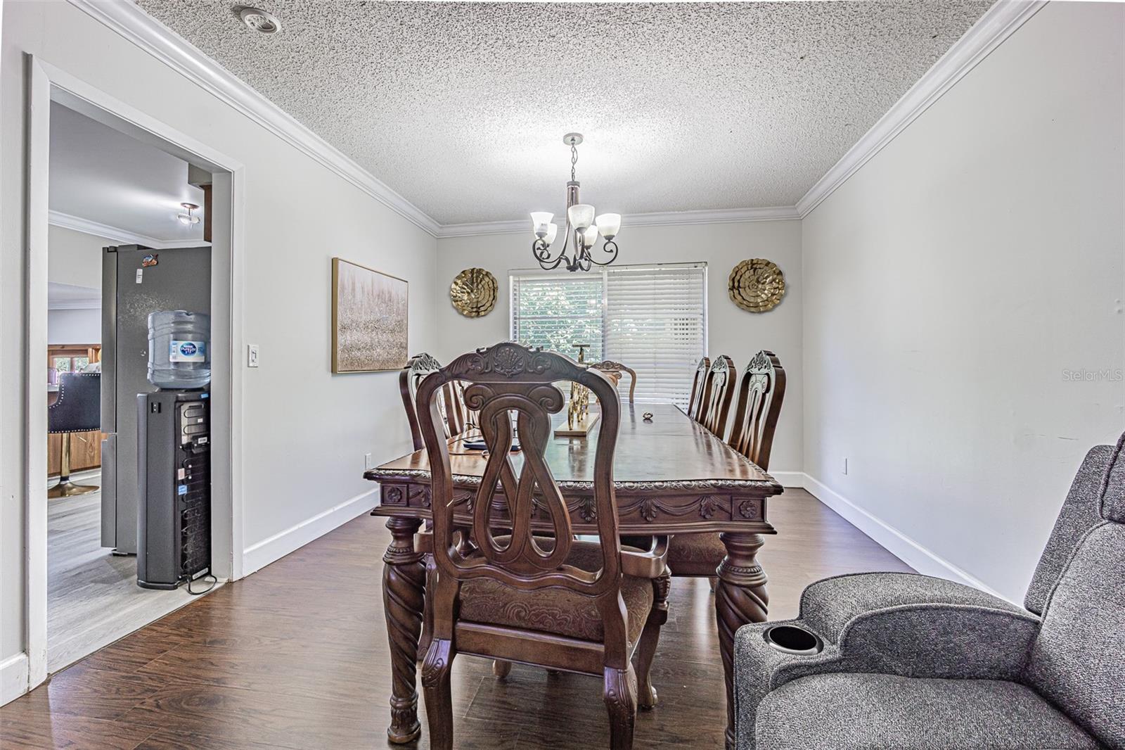 6811 MITCHELL CIR — photo 13
